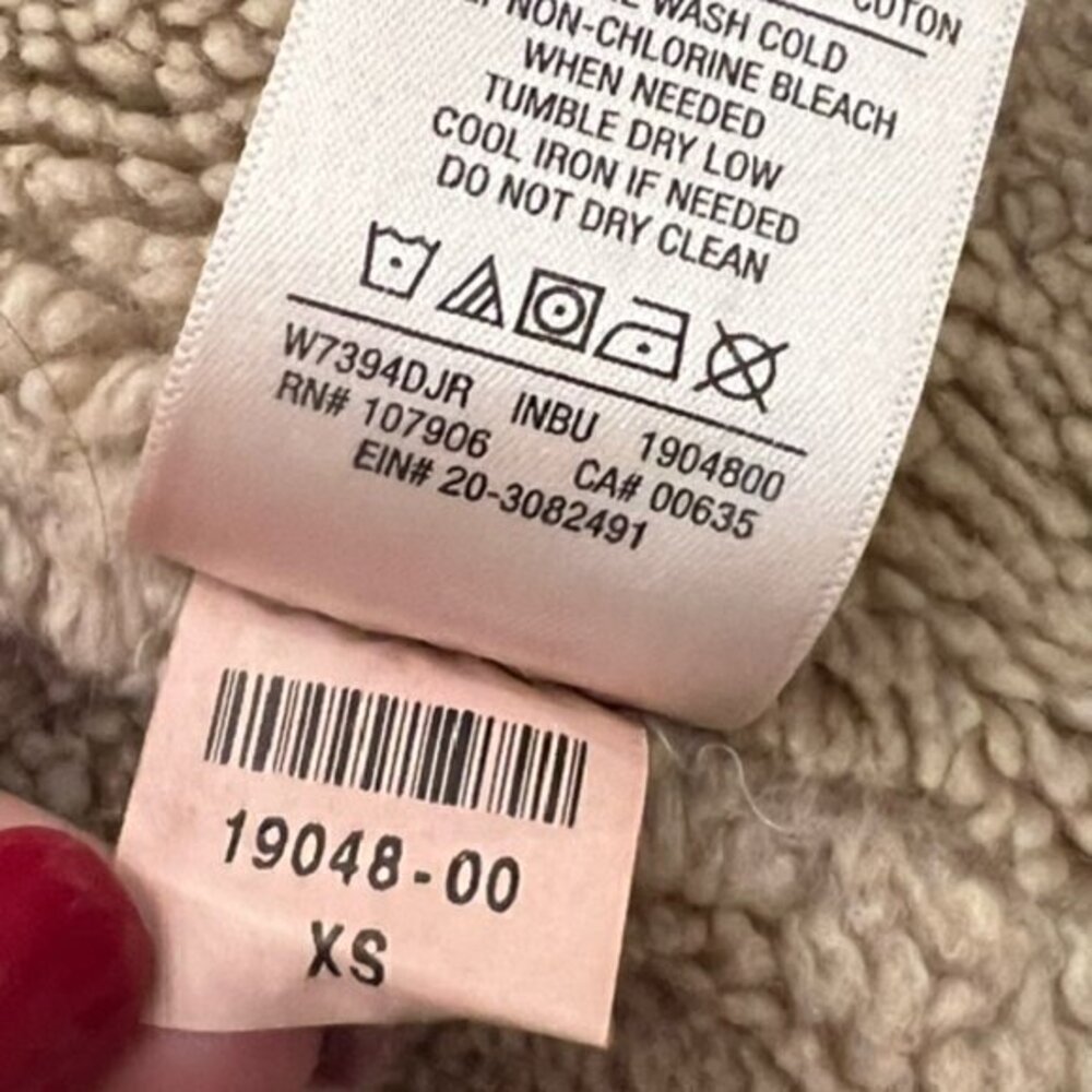 🎉PRICE REDUCED🎉 HUDSON Jeans Red Denim Trucker Jacket‎ Sherpa Size XS $295 NWT - Picture 15 of 15